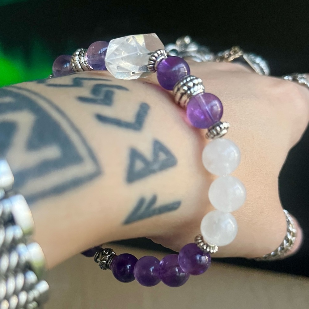 Double point crystal quartz crystal with amethyst & white agate gemstones beads - Picture 9 of 16